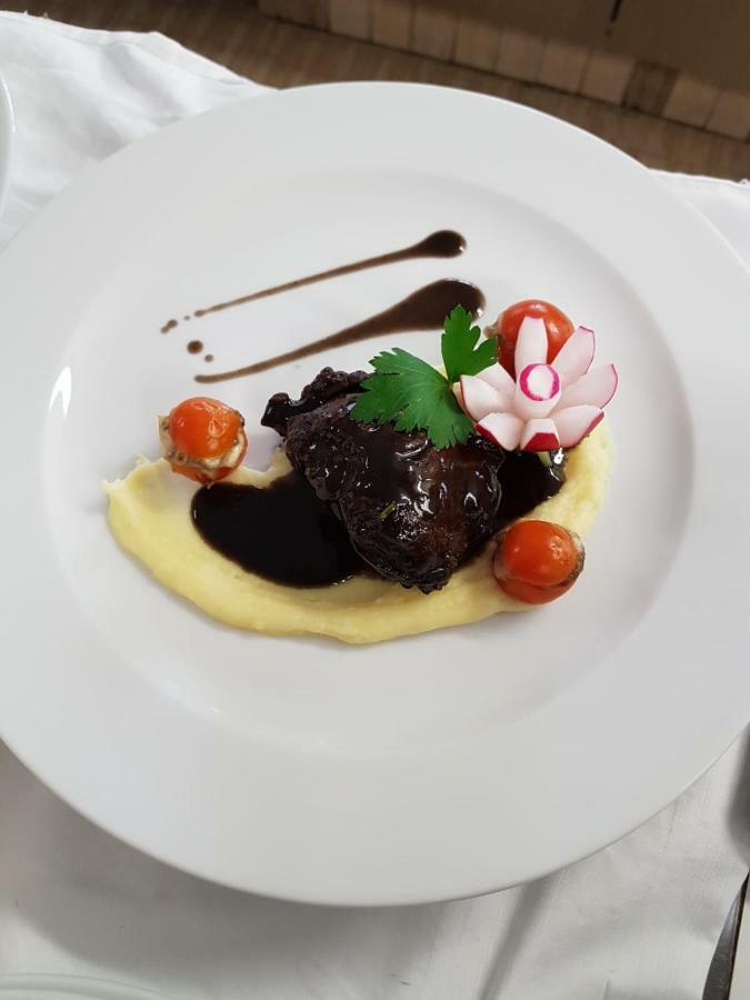 Hotel Montani 모르터 외부 사진