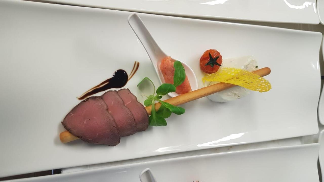 Hotel Montani 모르터 외부 사진